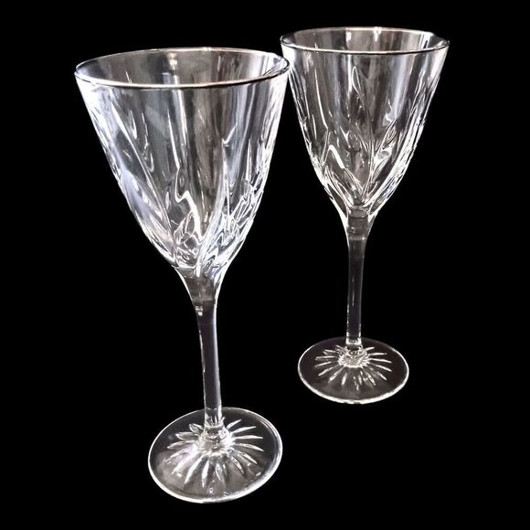 2 Cristal D Arques Durand Crystal Wine Glasses CASSANDRA Platinum Rimmed Goblets - Picture 7 of 14